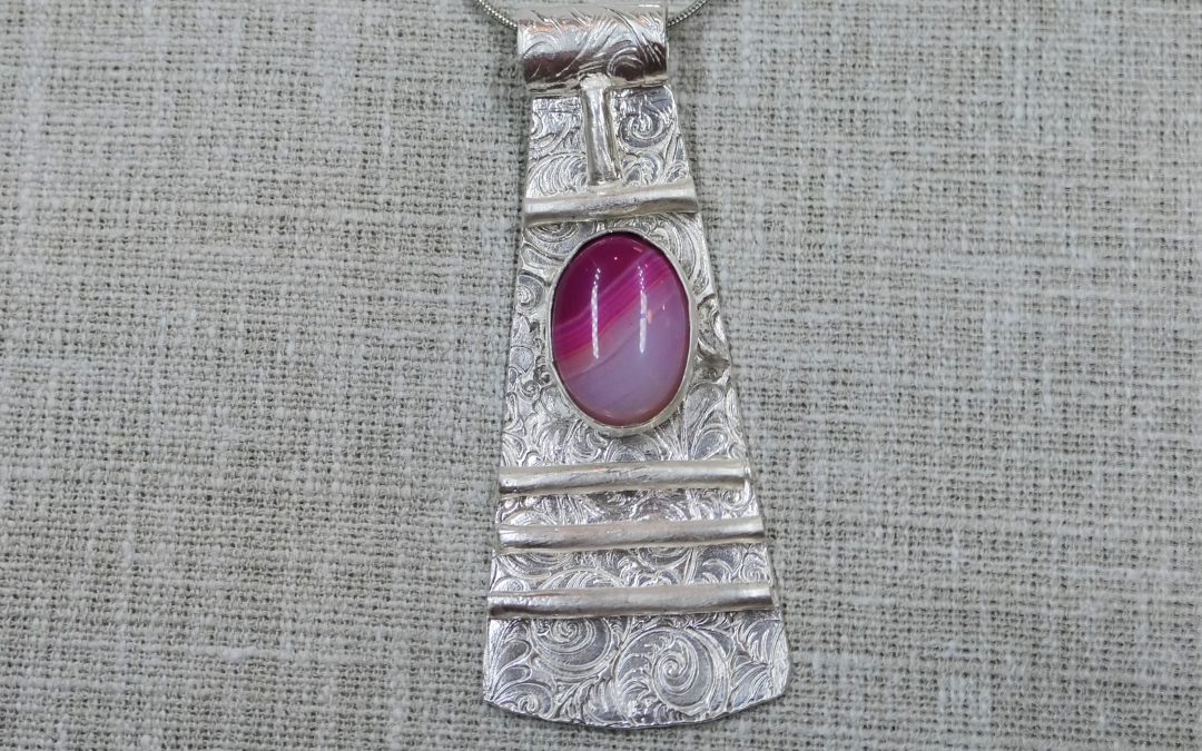 Dragon Vien Agate